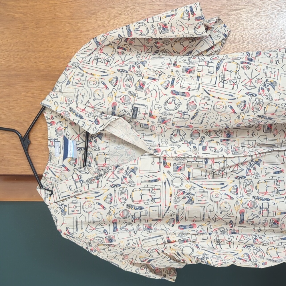 Outdoorsy Columbia Button Up